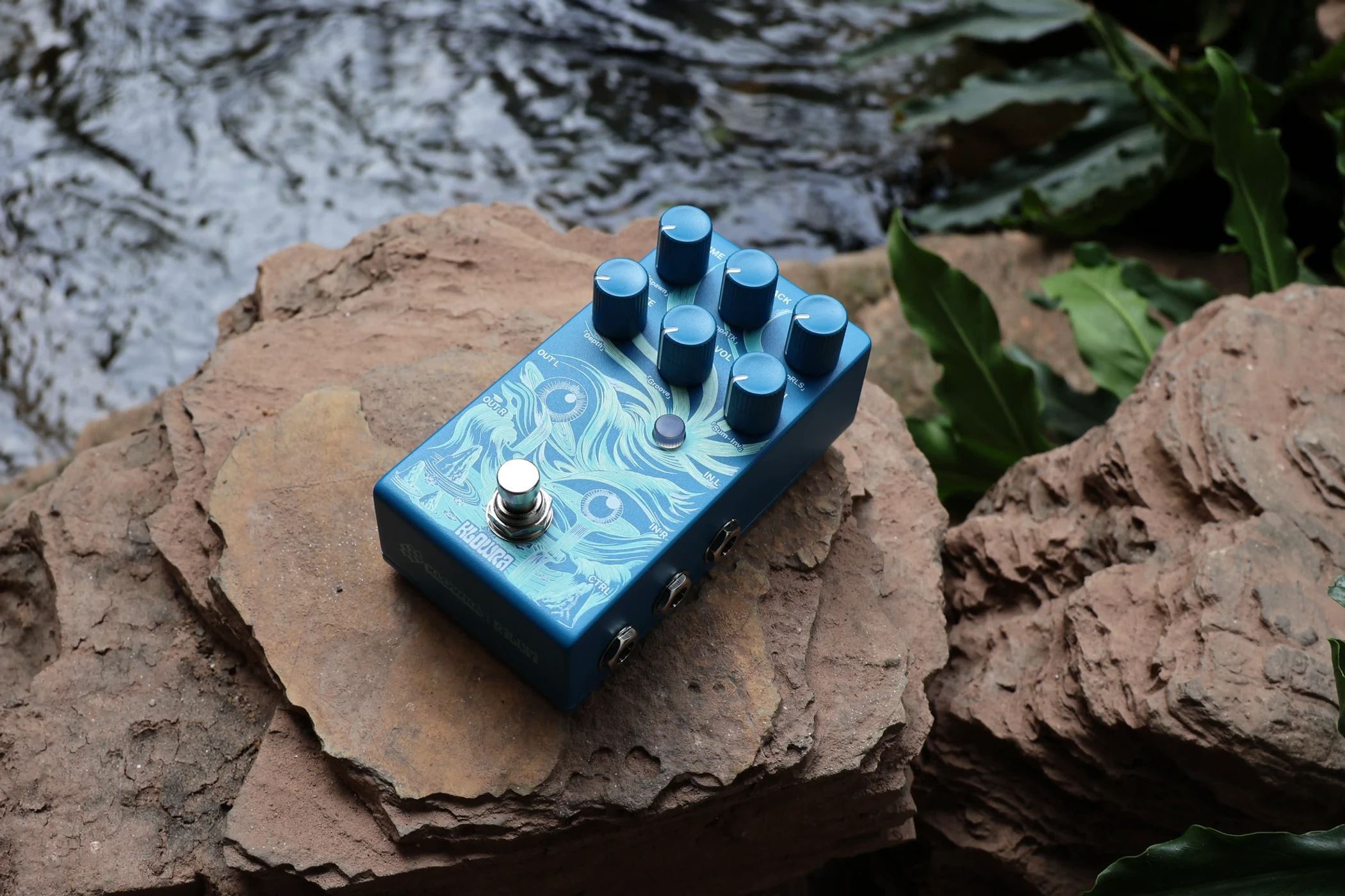 KLOWRA Rilum Multi-head Delay hero