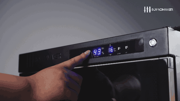 湿度調整・操作パネル