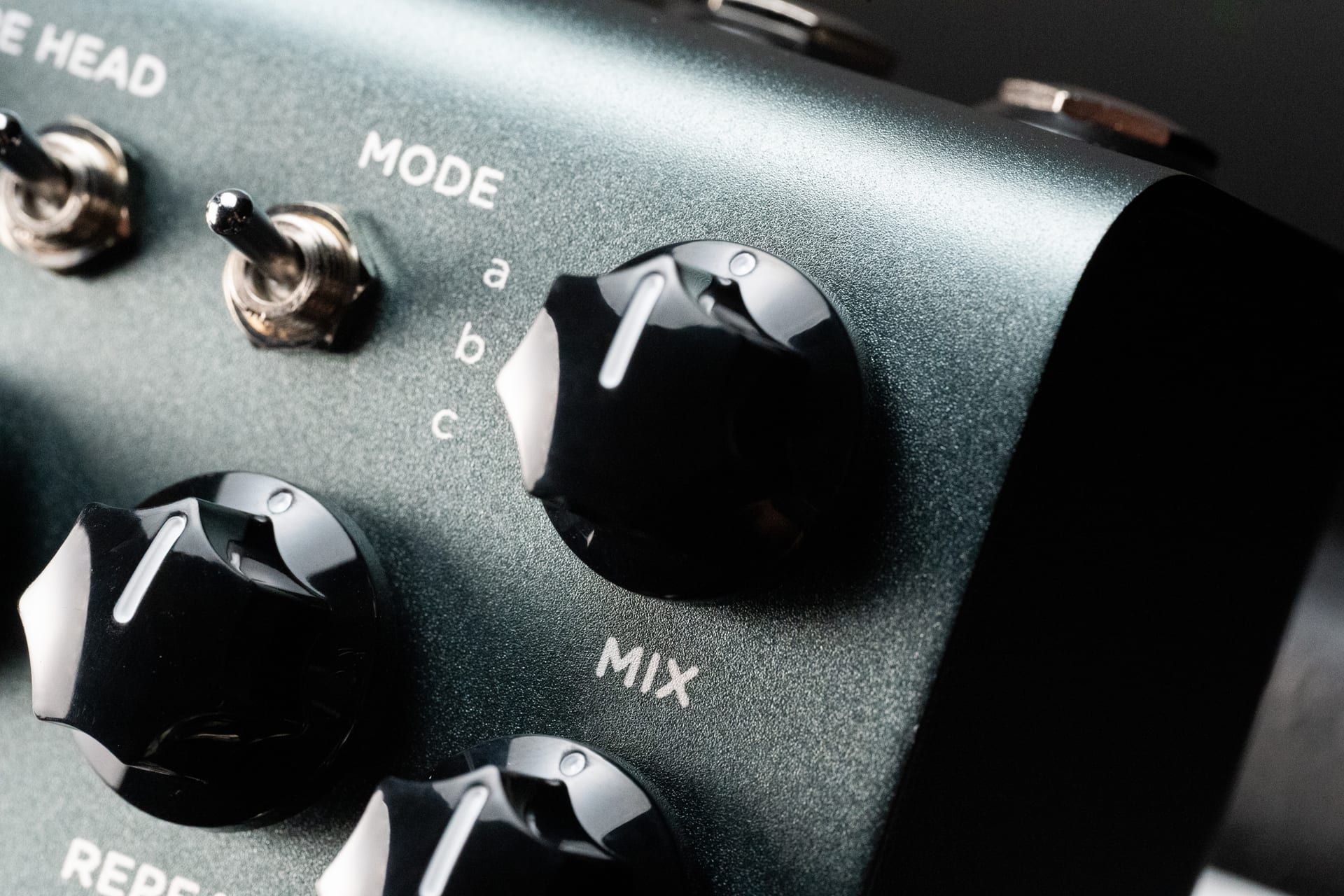 ブースト／カット