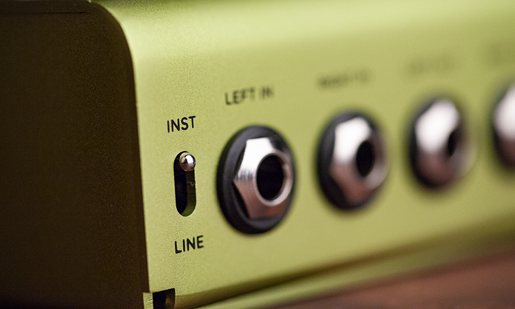 INST/LINEスイッチ