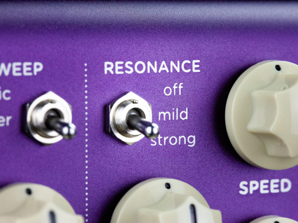 サウンドデザイン - 6-ステージのレゾナンス設定